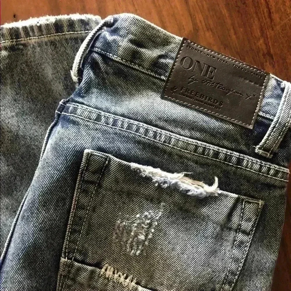 One Teaspoon Freebird Pacifica Jeans Size 24 NWT. Condition is New with tags - Picture 5 of 11